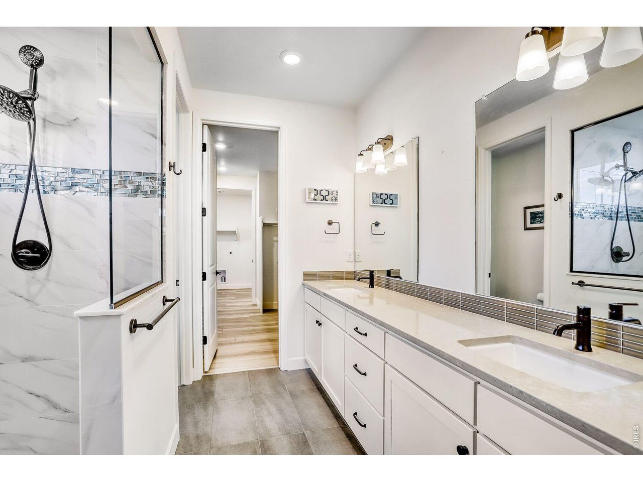 Double Vanity