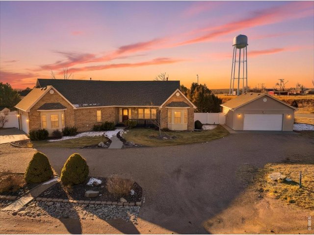 Property Photo 1 