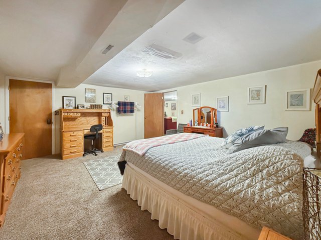 Property Photo 25 