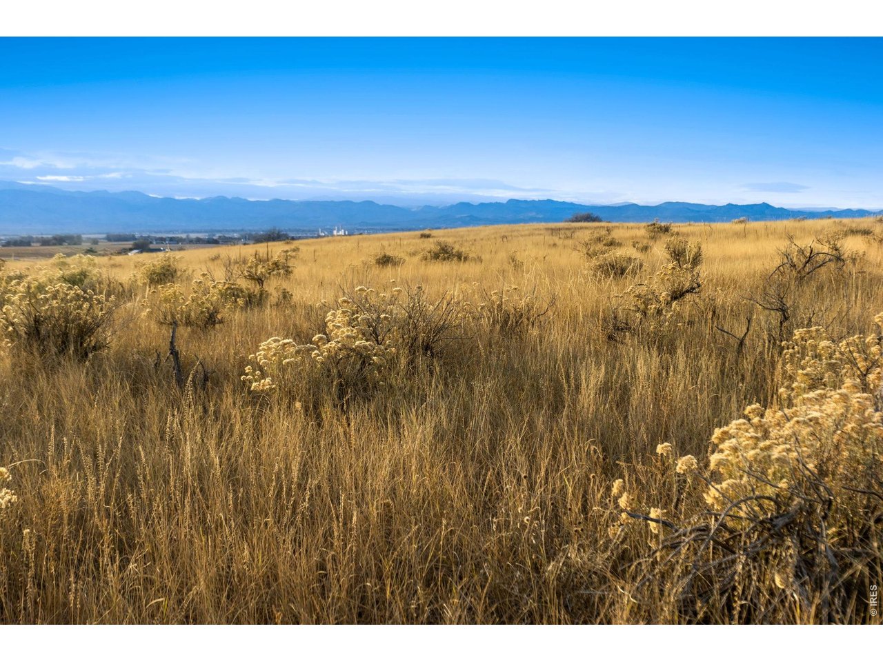 STUNNING Mountain Views!