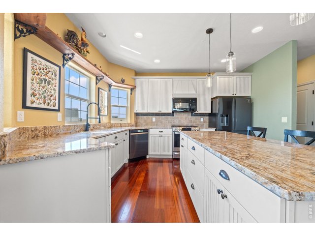 Property Photo 14 