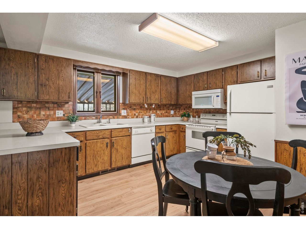 Great countertop space