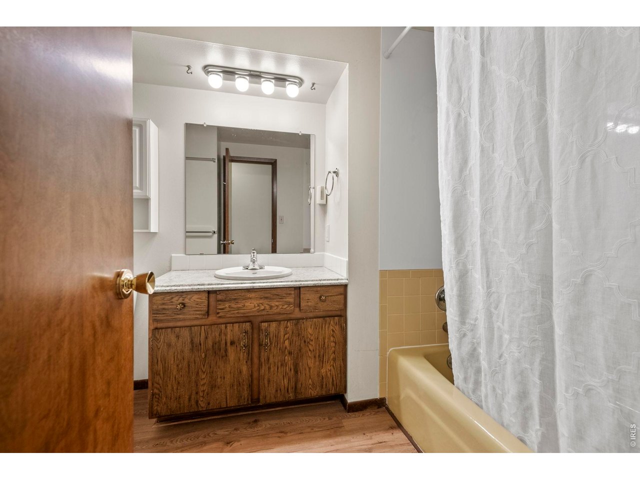 Guest/hall bathroom