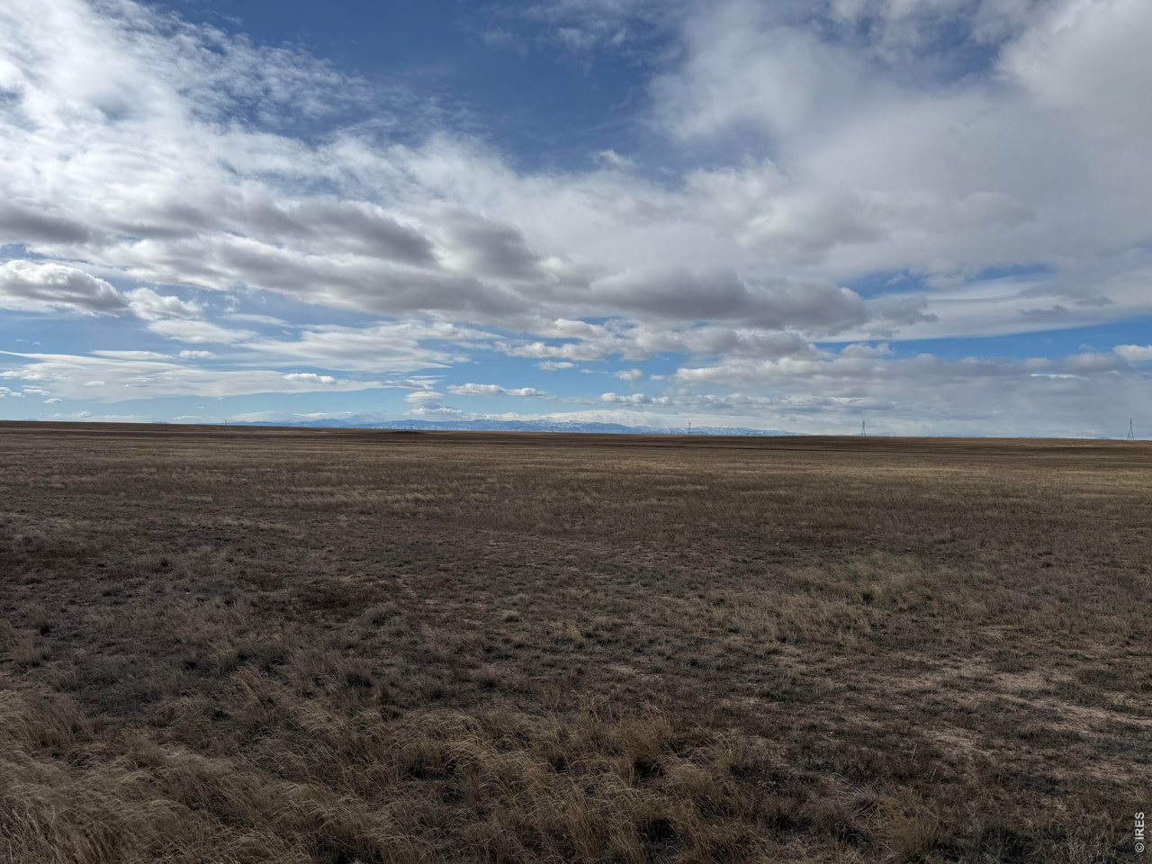 Mountain views to the west