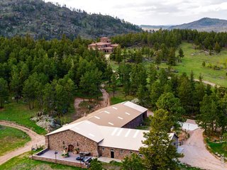 9200 Old Flowers Rd Bellvue, CO 80512