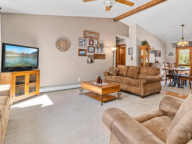 Property Photo 10 Vaulted living room