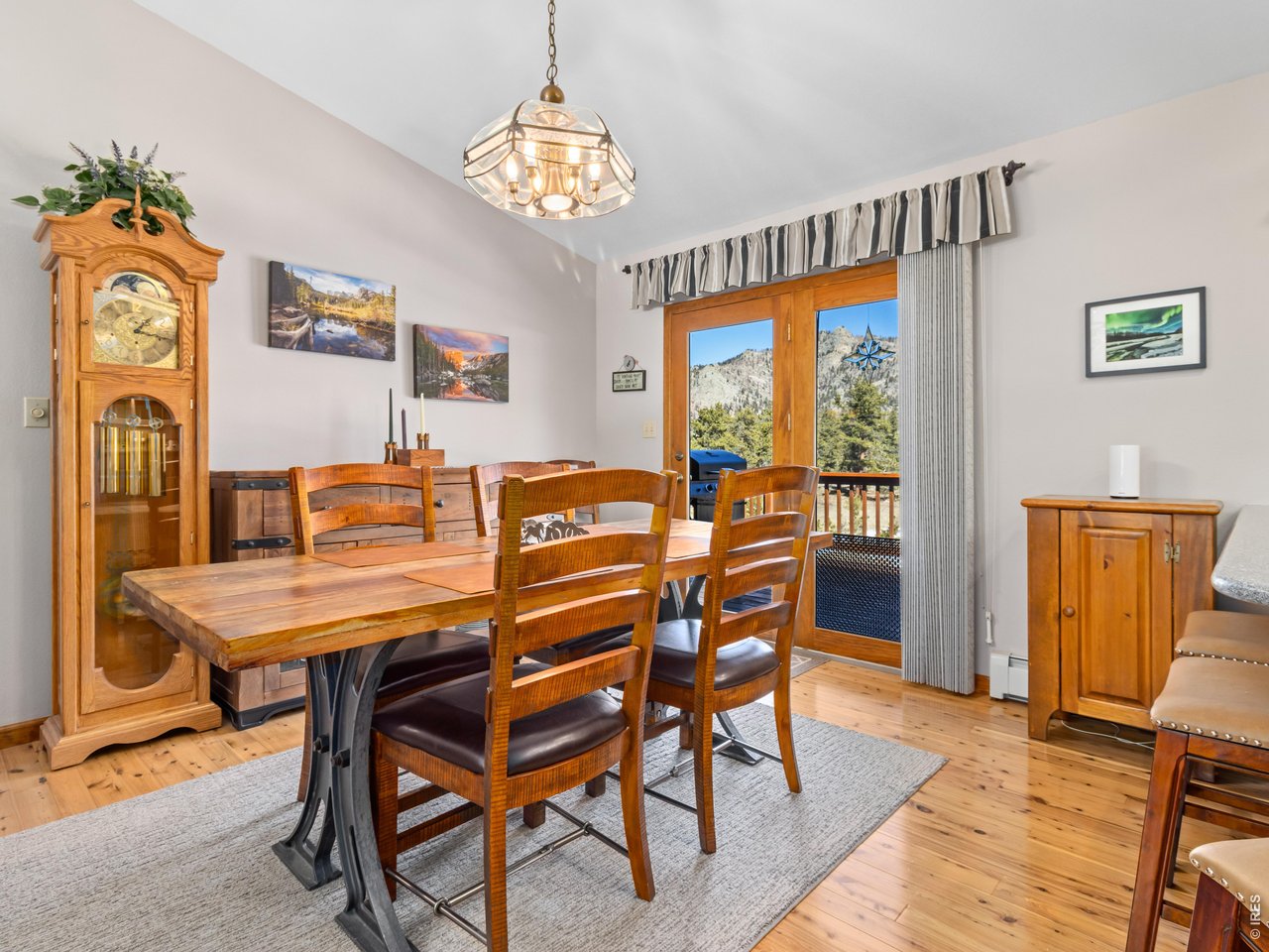 Dining and French doors to the deck
