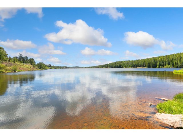 Property Photo 20 Community fishing lakes!