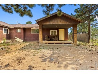 916 Juniper Ln Estes Park, CO 80517