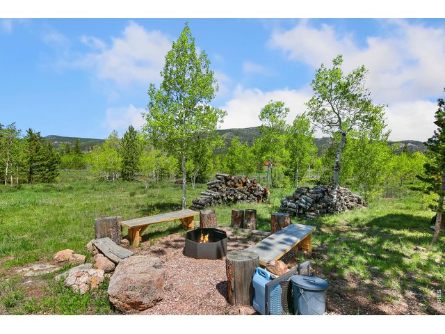 Property Photo 14 Approved fire pit!