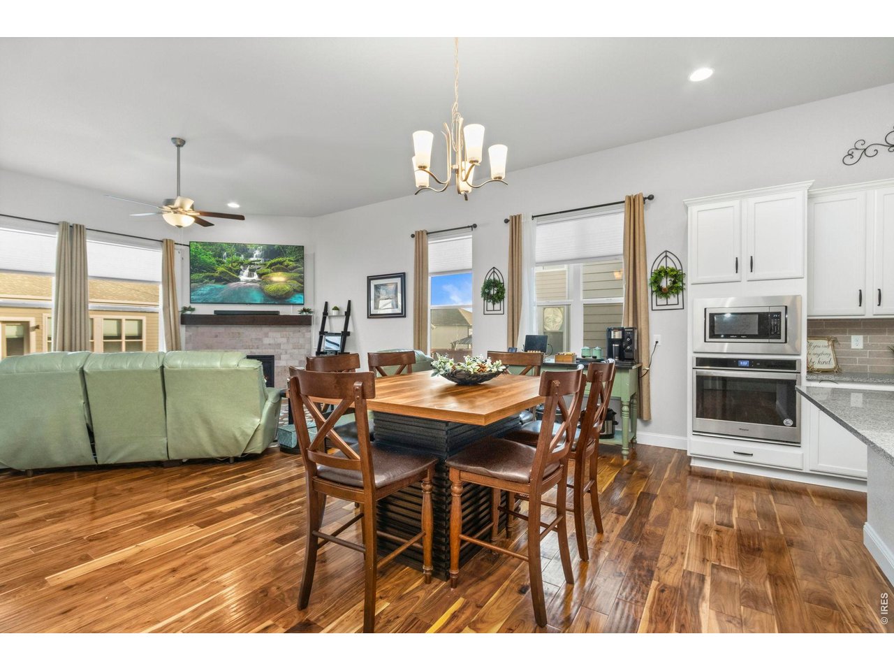 Inviting floor plan