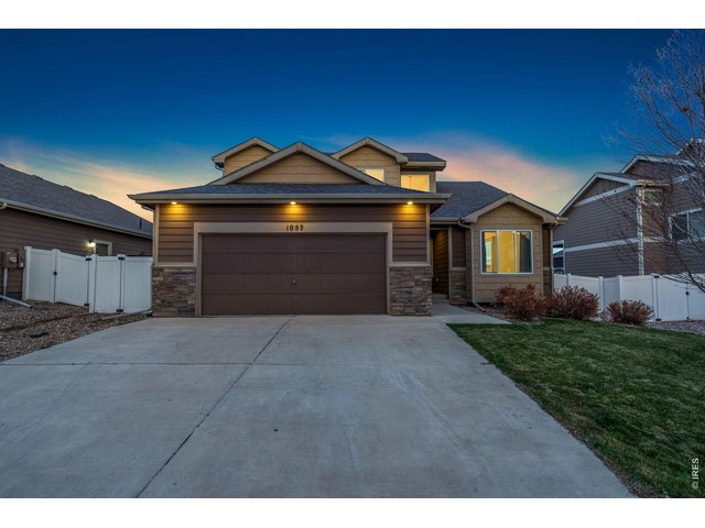 Property Photo 1 