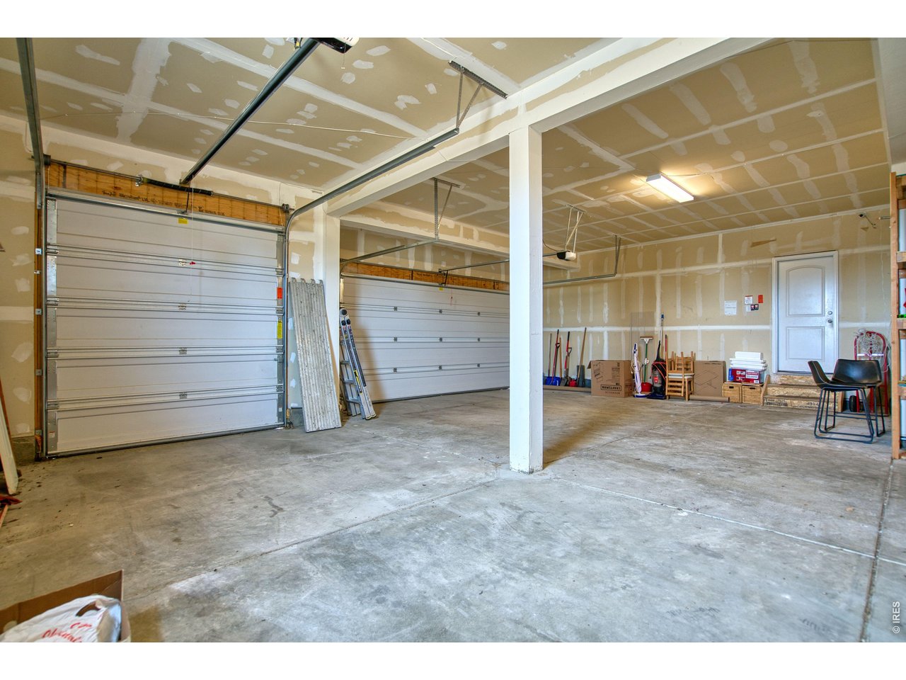 5 Car Garage