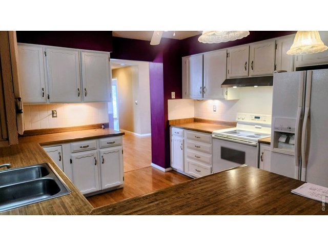 Property Photo 7 Kitchen