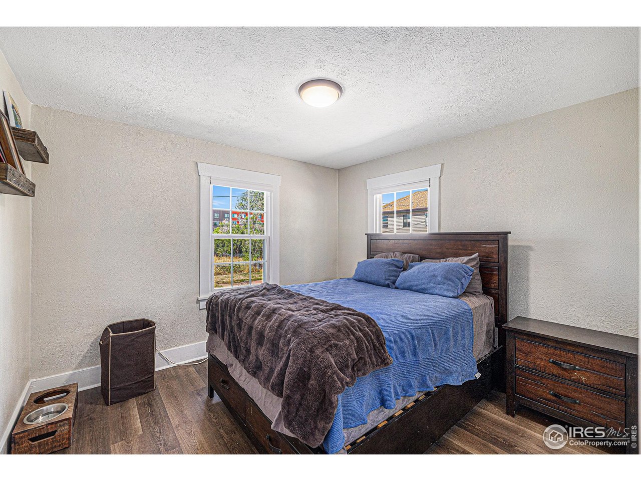 Upstairs bedroom 1