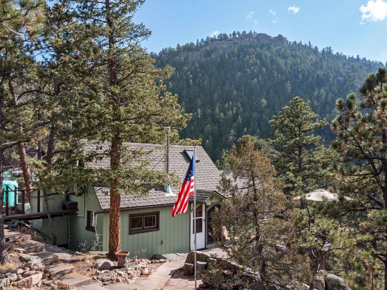 Welcome to your cottage in the mountains
