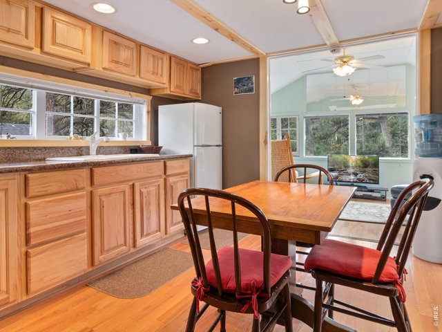 Property Photo 12 Good kitchen storage