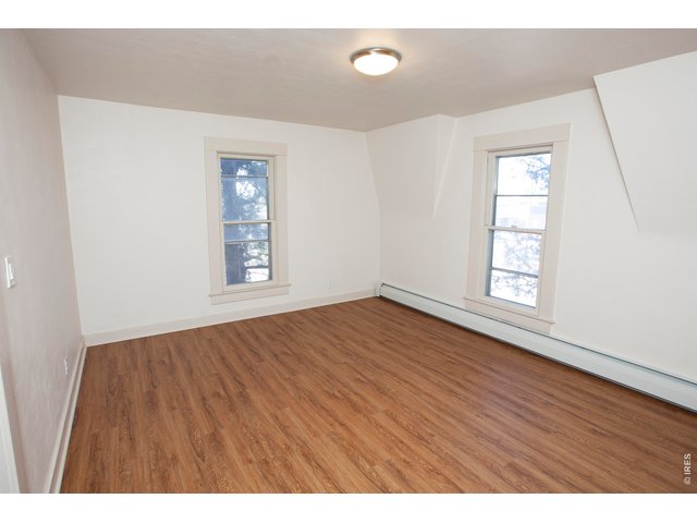 Property Photo 23 Bedroom 2 (non-conforming)