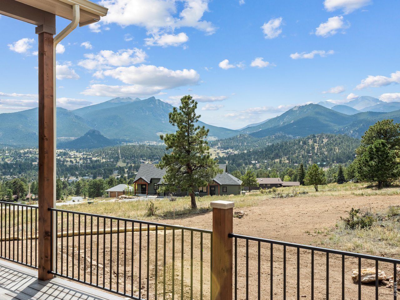 BIG VIEWS to Longs, Meeker & Twins