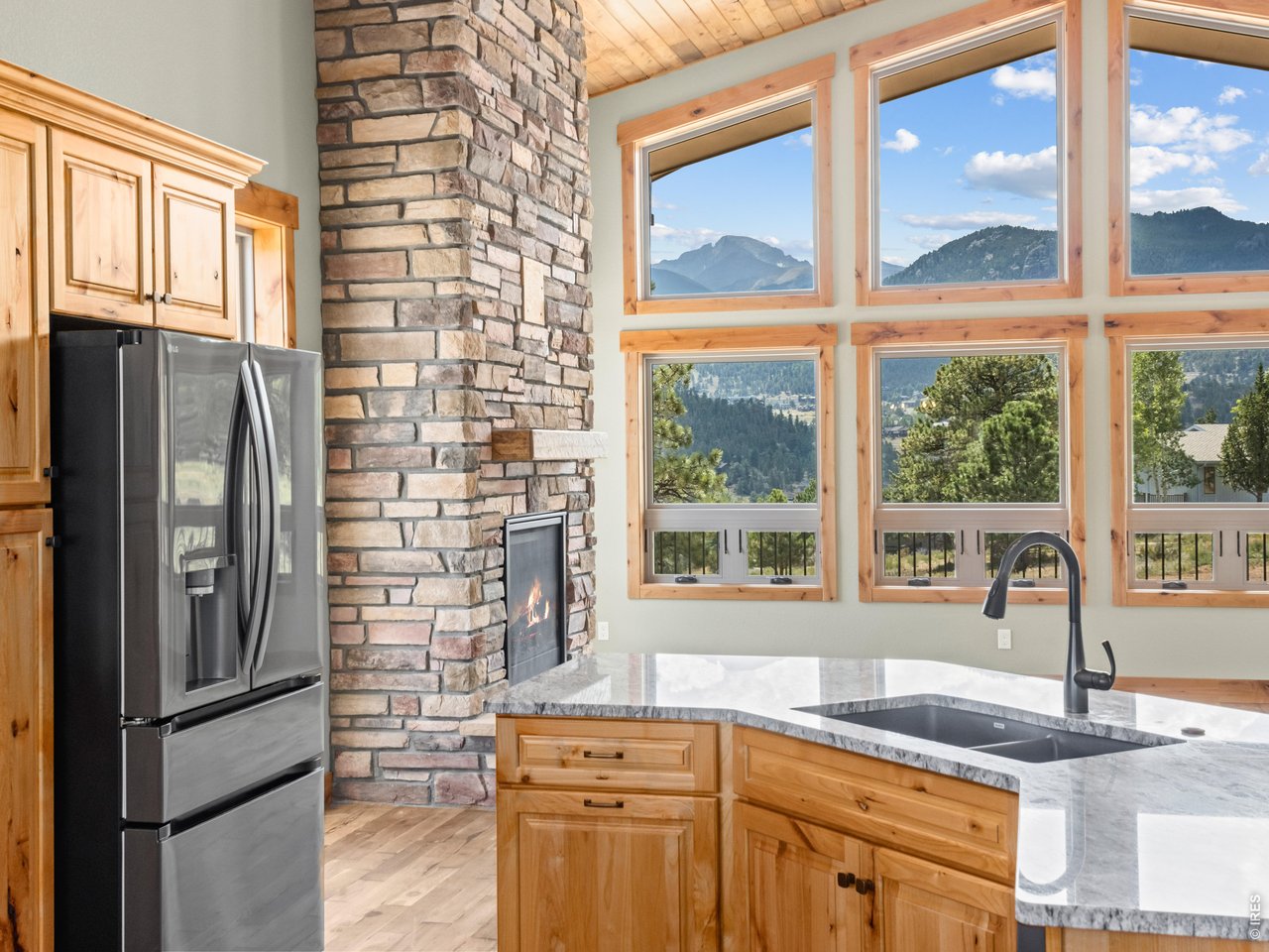 Stainless slate appliances