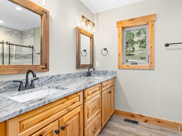 Property Photo 26 Twin vanities