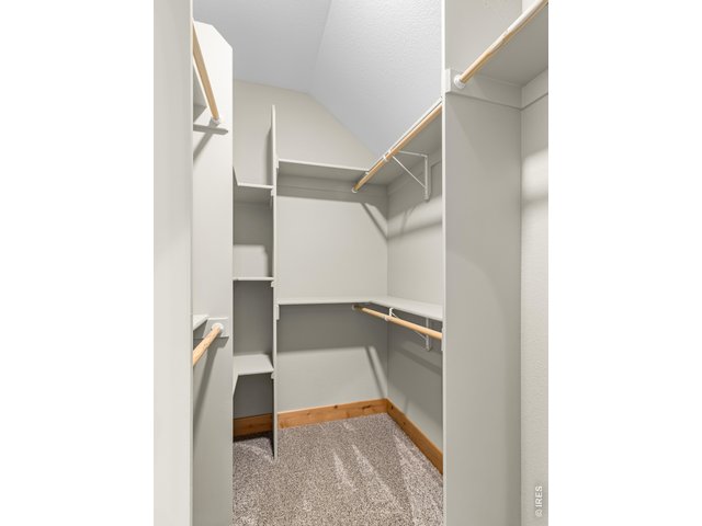Property Photo 29 Walk-in closet