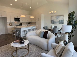 727 Kubat Ln 2-B Longmont, CO 80503