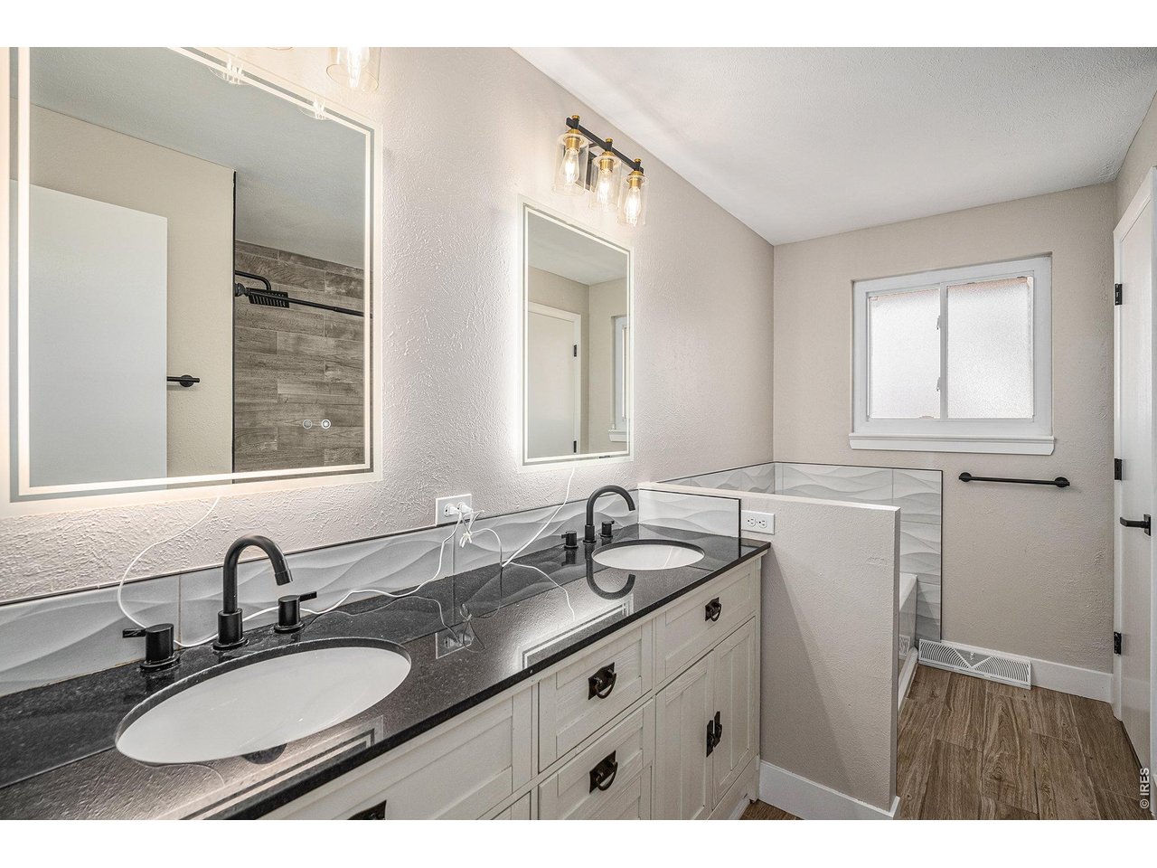 Property Photo 13 Main Floor Bathroom
