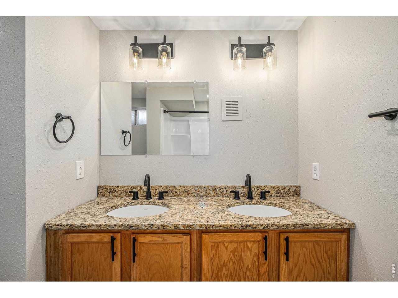 Property Photo 26 Bathroom-Basement