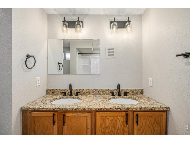 Property Photo 26 Bathroom-Basement