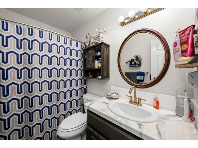 Property Photo 5 Primary Bath