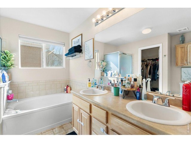 Property Photo 20 5 Piece Primary Bathroom