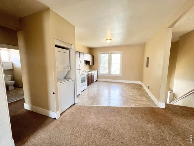 Property Photo 17 Unit A