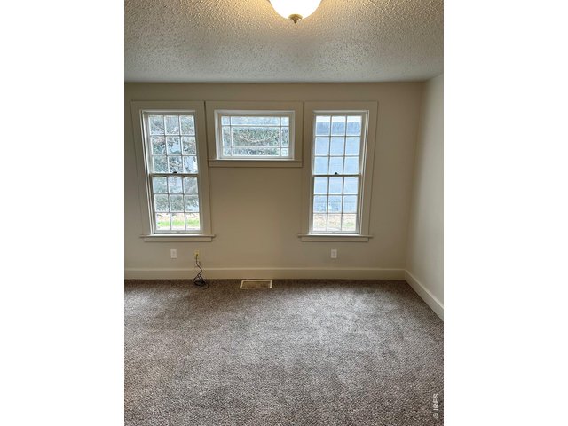 Property Photo 25 Unit B