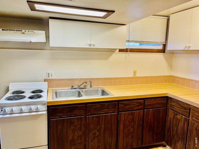 Property Photo 27 Unit C