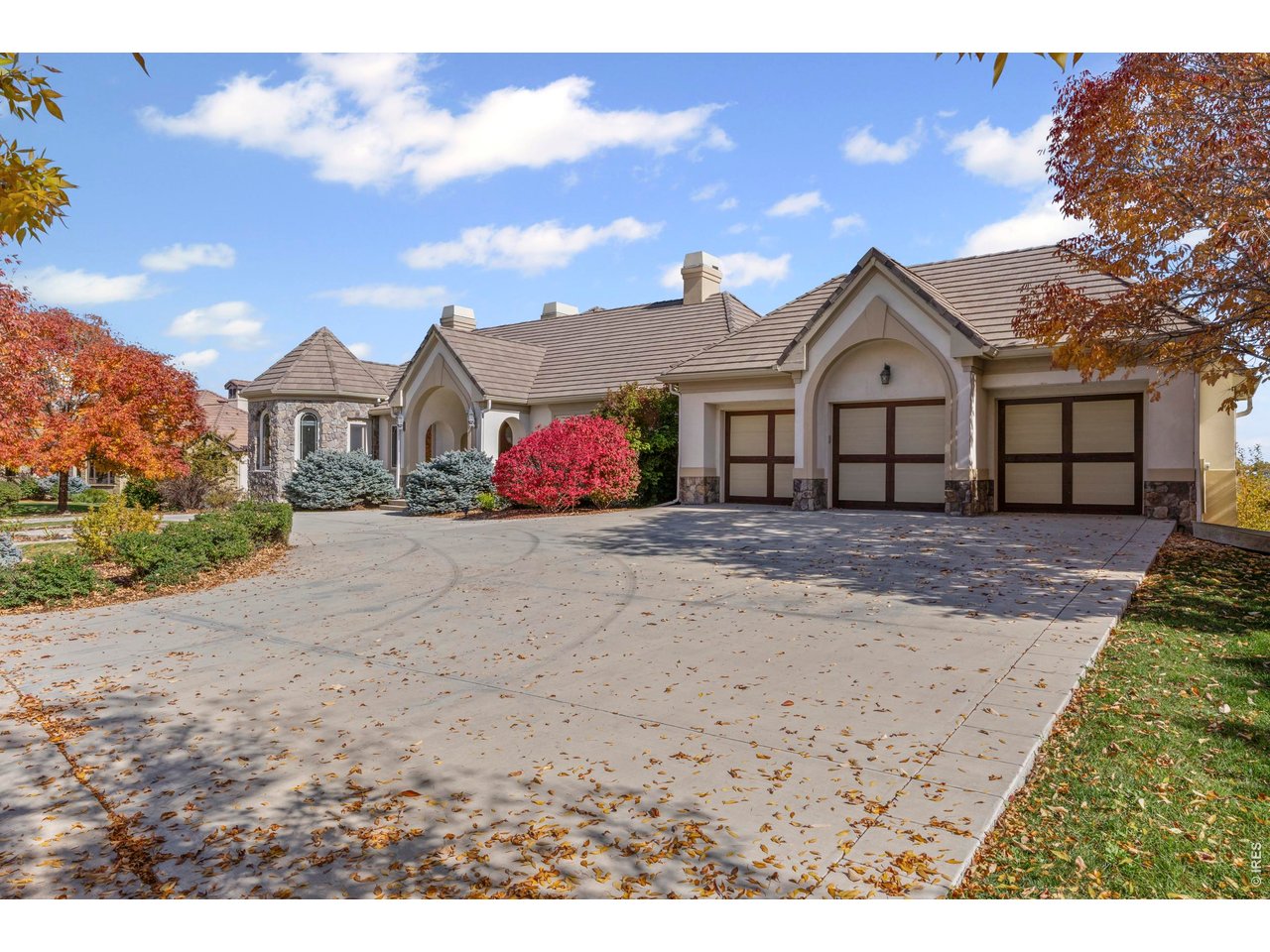 4-Car Attached Garage with 1,168 sq ft