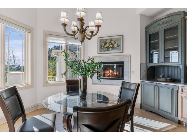 Property Photo 17 In-Kitchen Dining Area