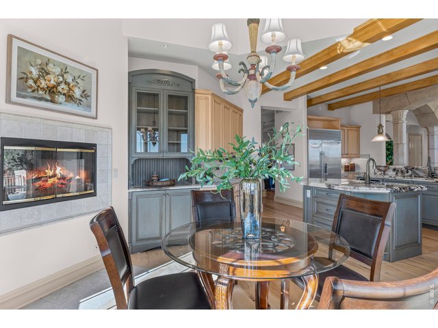 Property Photo 18 In-Kitchen Dining Area