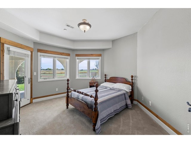 Property Photo 38 Bedroom 3