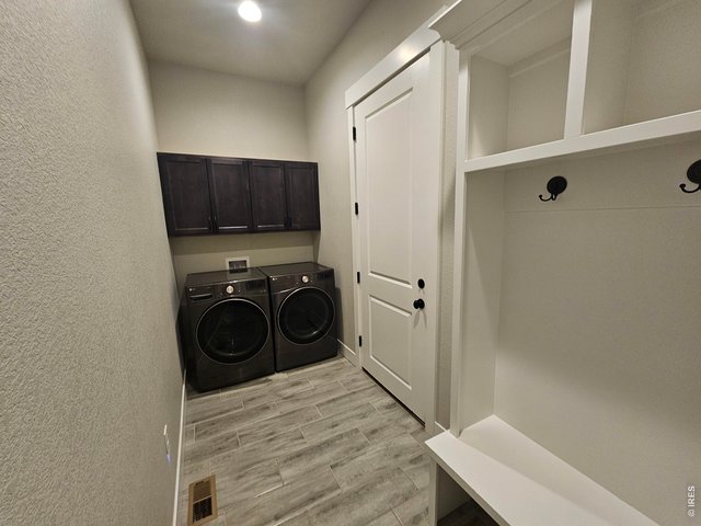 Property Photo 16 Laundry/Mud Room