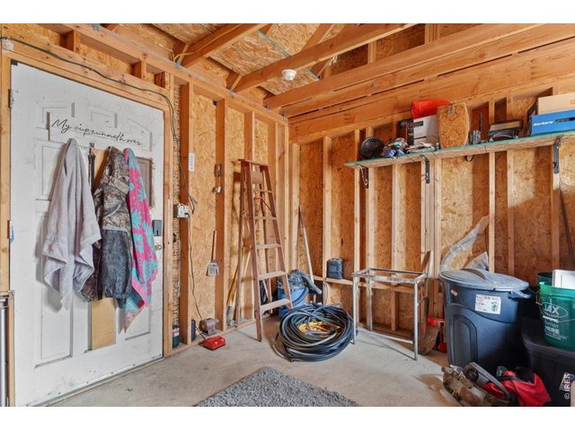 Property Photo 15 Lock up the extra items you need 