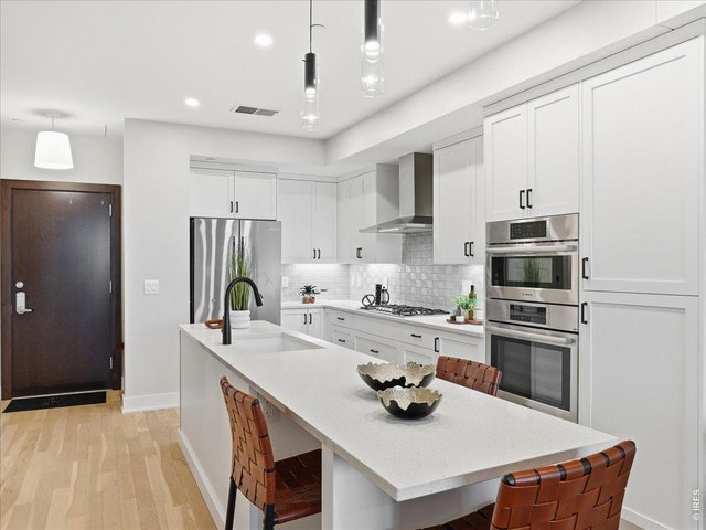 Property Photo 8 High-end finishes and thoughtful design.