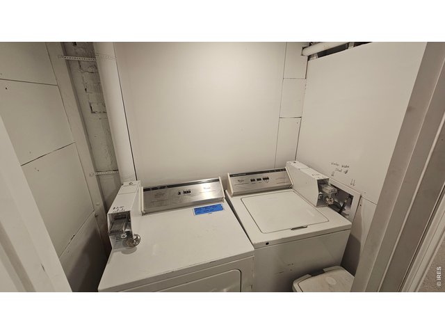 Property Photo 10 Shared laundry room