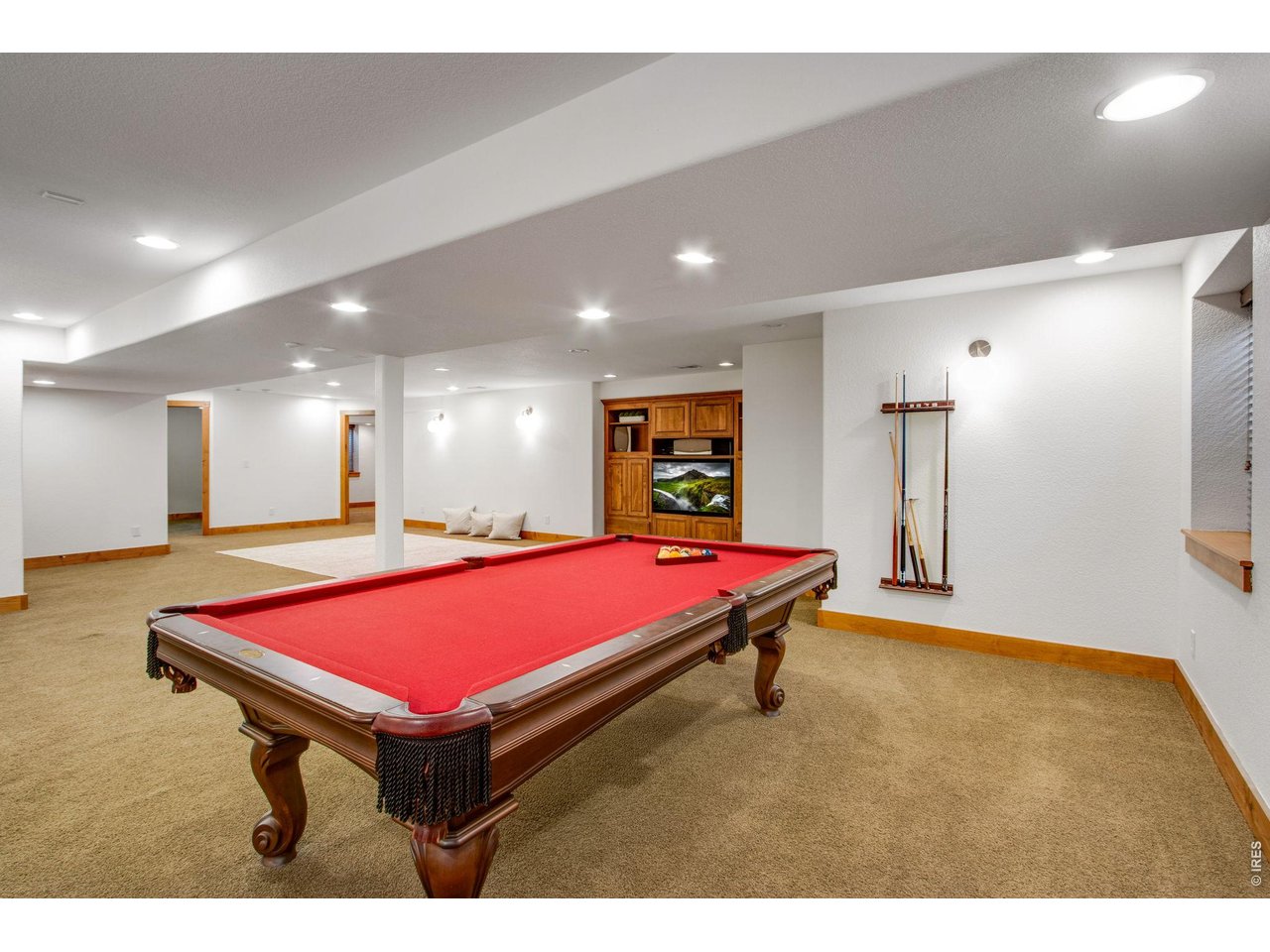 Play pool