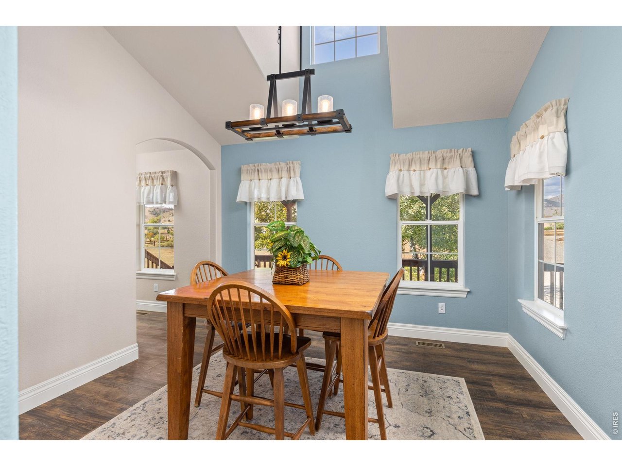 Separate Formal Dining Room