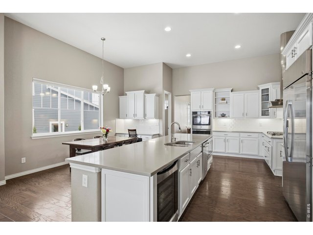 Property Photo 12 Kitchen