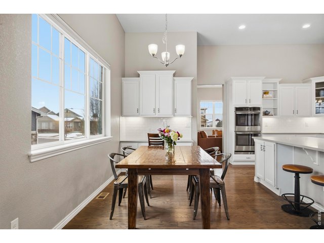 Property Photo 14 Dining room