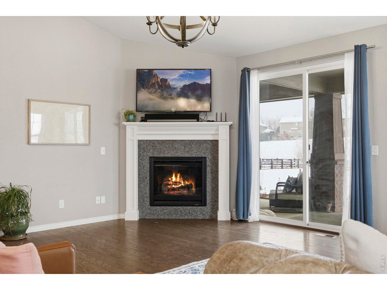 Great room with gas fireplace