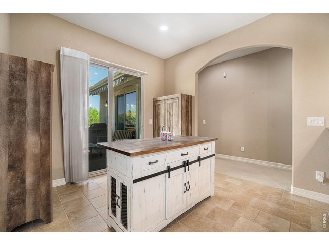 Property Photo 6 Eat in kitchen