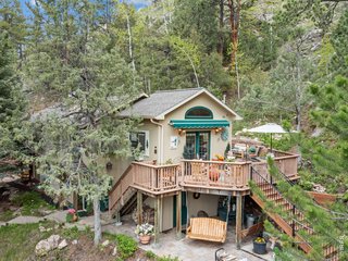 189 Fishermans Ln Glen Haven, CO 80532